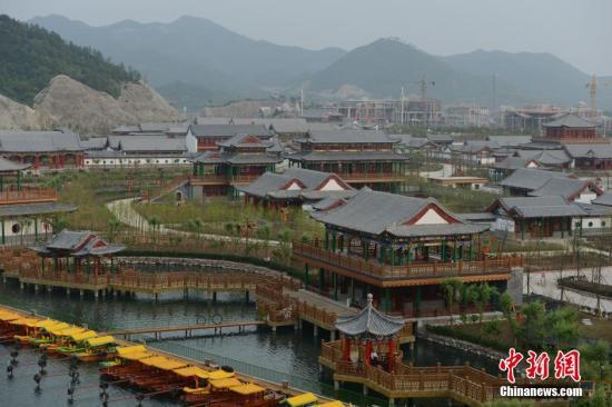资料图:浙江横店 发 李晨韵 摄 复工成电影业最大难题?多地出台“硬核”帮扶措施
